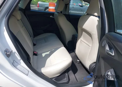 2016 Ford Focus Titanium from USA, damaged, VIN 1FADP3N22GL239282